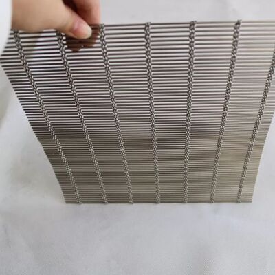 Arsitektur Dekoratif Stainless Steel Cable Rod Woven Wire Mesh Untuk Indoor Curtain Mesh