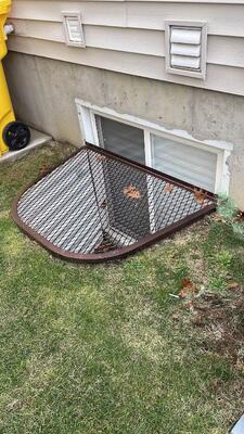 Diperkuat Hot Dip Galvanized Expanded Metal Mesh Window Well Cover dengan bantalan berat yang unggul