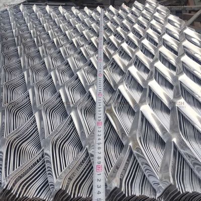 Lubang Berlian Diperluas Jaring Bahan Baja Galvanis untuk Gerbang Pagar