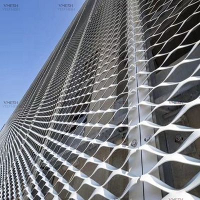 Aluminium Merah Metal 4x8 Feet Small Hole Diamond Pola