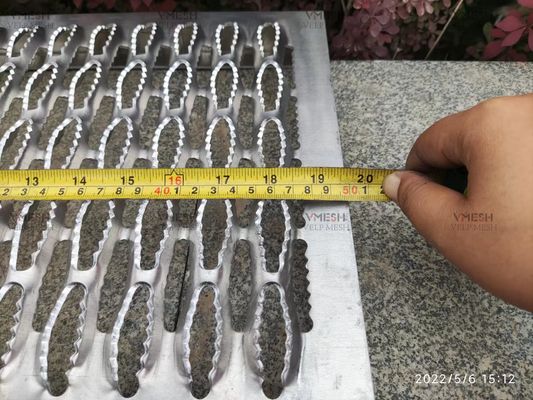 Jalur Pejalan Kaki Kisi-Kisi Keselamatan Lubang Berlian Aluminium 1060 12G 14G