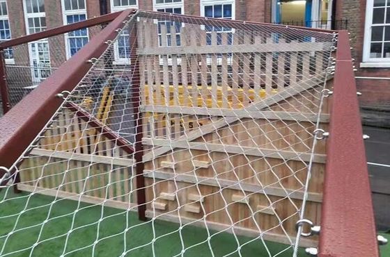 304 stainless steel rope mesh Flexible safety net Dekoratif kawat rope mesh dengan ukuran yang disesuaikan untuk balustrade dan kebun binatang kandang