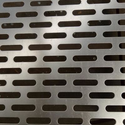 Lembaran Logam Berlubang Aluminium Kustom untuk Dekorasi 0.5-8mm