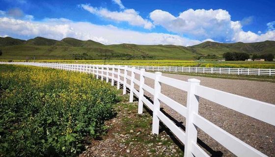 Mudah Mengumpulkan Putih Warna Pvc Horse Fence Vinyl Horse Fence Rail Farm Fence