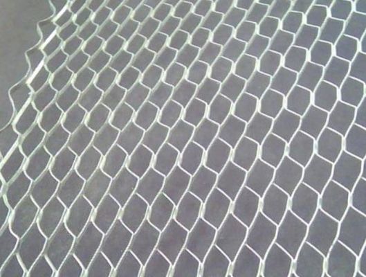 27*97 Di Galvanized Diperluas Stucco Wire Metal Lath Untuk dinding plester