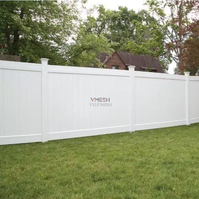 Putih Warna Anti Penuaan Vinyl Taman Pagar Dengan Panel Padat