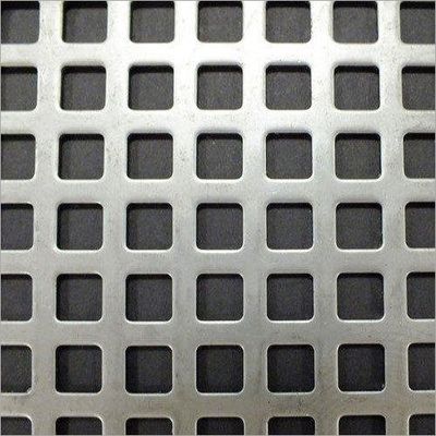 PVDF Dekoratif Aluminium Square Hole Perforated Metal Mesh Untuk Tirai Dinding