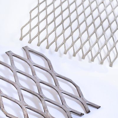 Anti Korosi Galvanized Metal Mesh Terluas Dibersihkan Konstruksi Tinggi