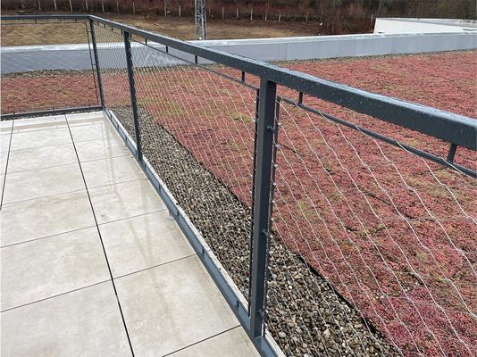 Jaring Tali Baja Tahan Karat Fleksibel dengan Bentuk Lubang Berlian Tahan UV dan Garansi 10 Tahun untuk Pagar Keamanan