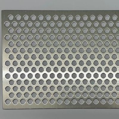 Powder Coating Arsitektur Eksterior Fasad Dekorasi Perforated Aluminium Metal Mesh
