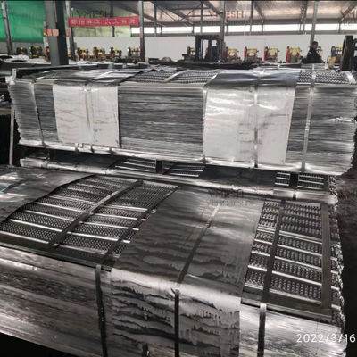 Bekisting High Rib Lath Galvanis untuk Lantai Beton 0.45m x 2m