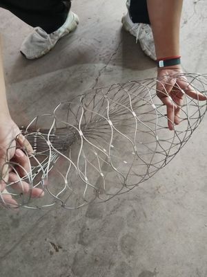 Anti-pencurian ukuran disesuaikan bentuk diamond lubang stainless steel kawat tali jaring untuk pagar keamanan