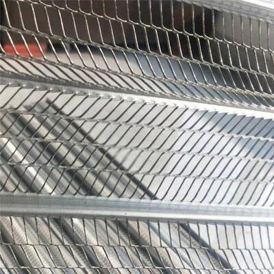 600*2500mm Lembaran Jaring Rib Lath Baja Galvanis Untuk Bekisting Beton