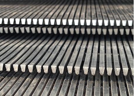 Tulang pendukung yang dapat disesuaikan 304 stainless steel wedge wire grates panel filter industri Dimensi yang dapat disesuaikan