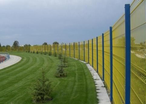 3D Galvanized Welded Wire Mesh Pagar 50x100mm 3.0mm Powder Coated