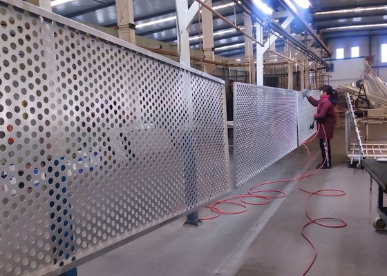 Panel logam alumunium perforasi khusus untuk dekorasi dinding eksterior
