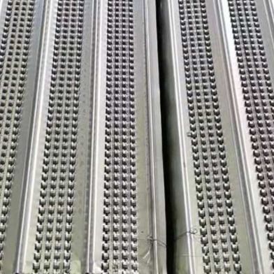 Kawat Baja Galvanis Hi Rib Metal Lath 450mm x 2200mm Bekisting Permanen