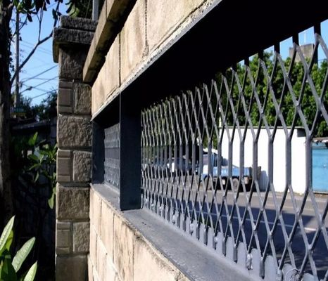 Hot Dip Galvanized Carbon Steel Expanded Metal Dengan Gaya Gotik