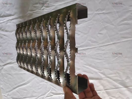 Anti Skiding Pelat Logam Berlubang Jalan Grip Strut Safety Grating 2.0-4.0mm