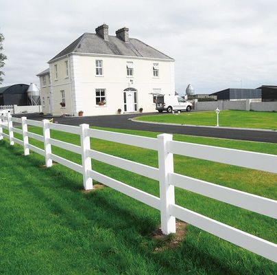 Pagar Peternakan PVC 3 Rel Kuda Paddock Ranch Mudah Instalasi