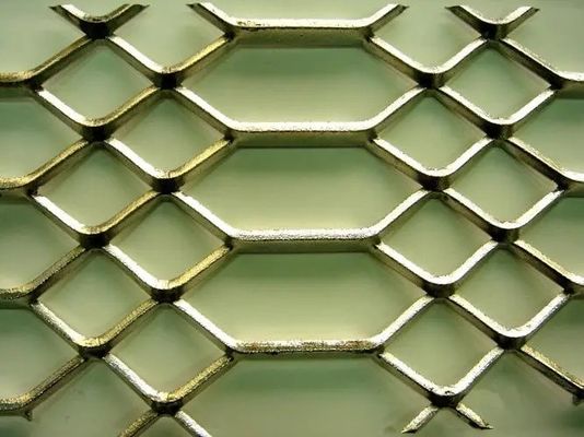 4mm Karbon Steel Heavy Duty Expanded Metal Mesh Dekorasi Gaya Gothic