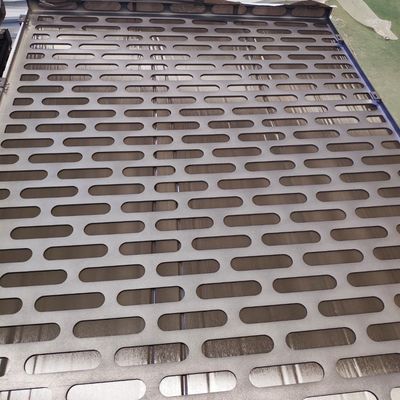 Aluminium Slotted Hole Arsitektur Perforated Metal Panel Untuk Dekorasi
