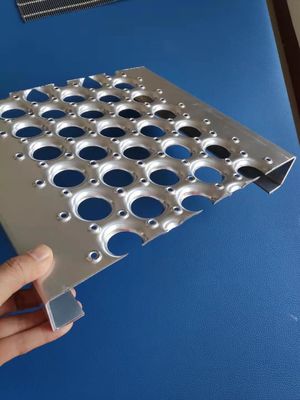 Atap Safety Walkway Steel 1.5mm Grip Strut Grating Outdoor Antislip Hole O Shape