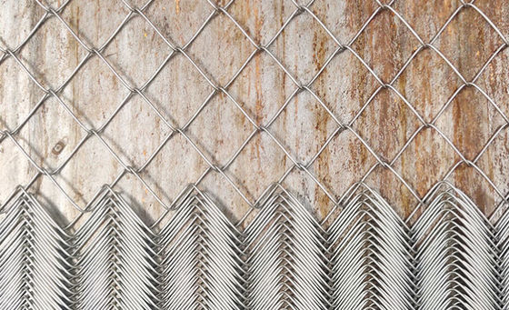 6 Kaki Galvanized Chain Link Pagar Pvc Dilapisi Lubang Berlian Panas Dicelup Hijau Hitam