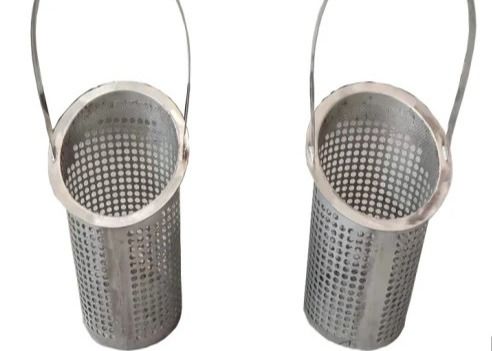 OEM ODM SS Filter Mesh 20mm Lubang Bulat Tabung Filter Berlubang Dengan Pegangan
